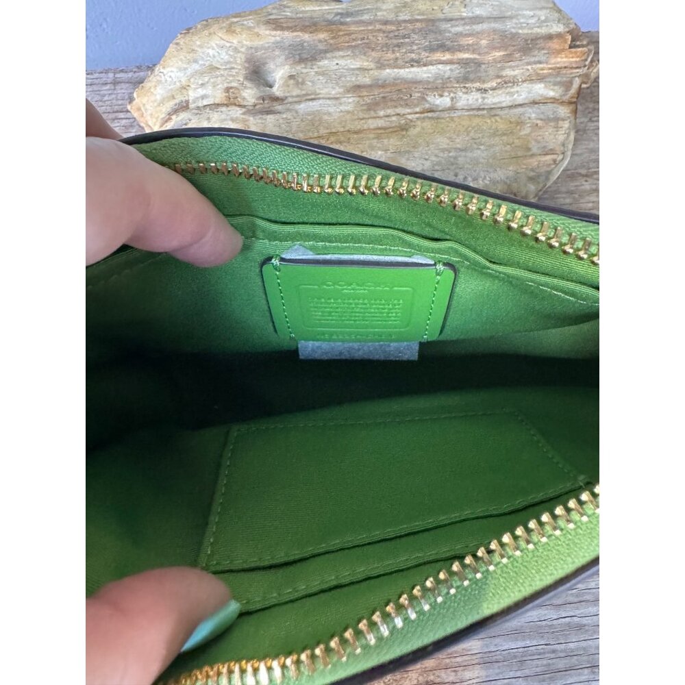 Coach Teri Shoulder Bag With Mini Vintage Rose Print Neon Green - Picture 8 of 10